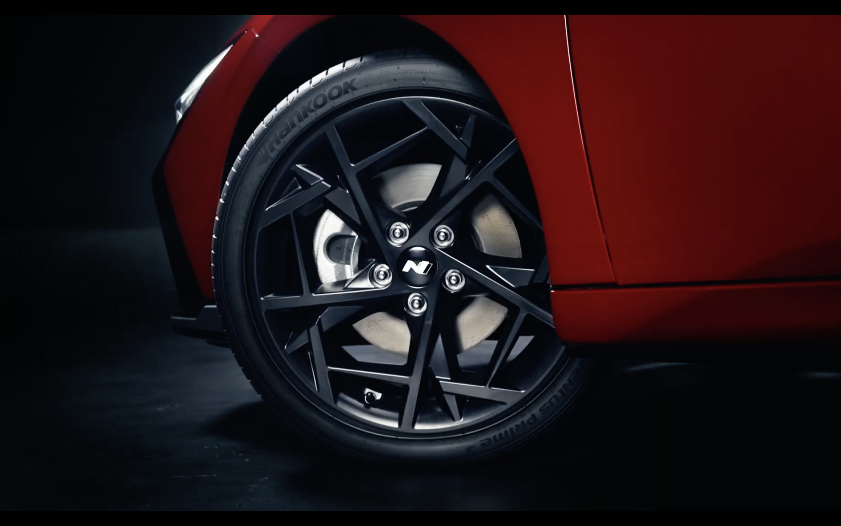 N Line-exclusive 18" Alloy Wheels